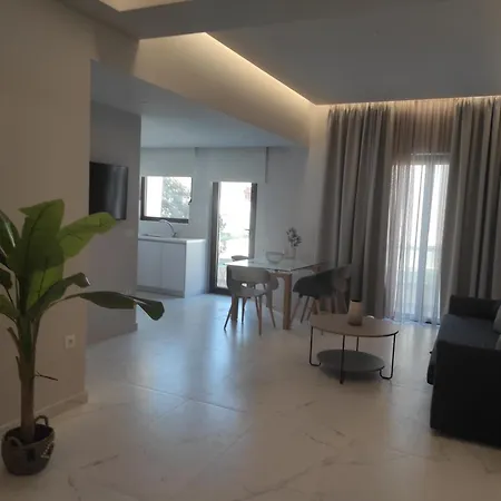 Melina * חאניה